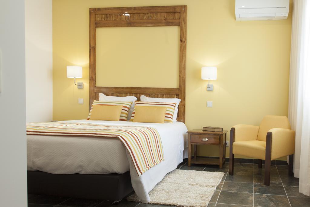 Agro-Turismo Do Roxo Guest House Ervidel Exterior photo